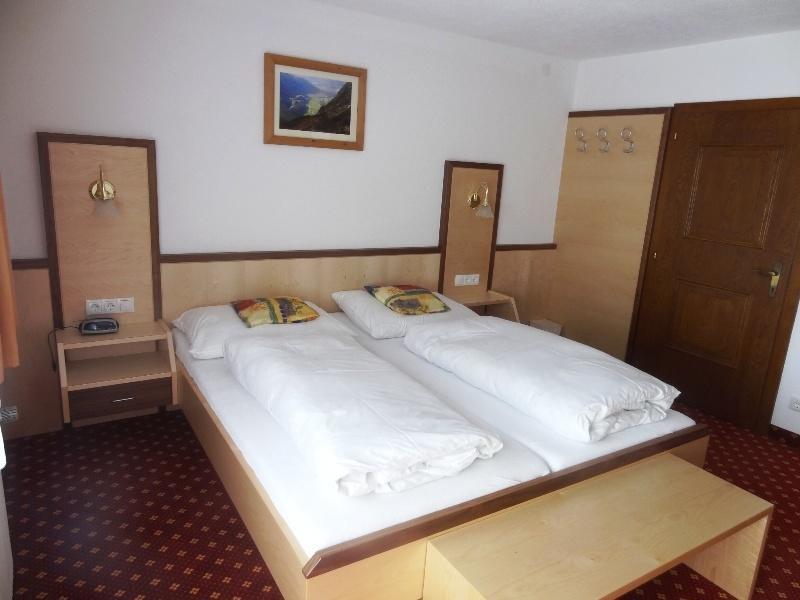 Pension Schoepf Arzl im Pitztal Exterior photo