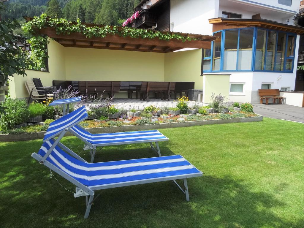 Pension Schoepf Hotel Arzl im Pitztal Exterior photo